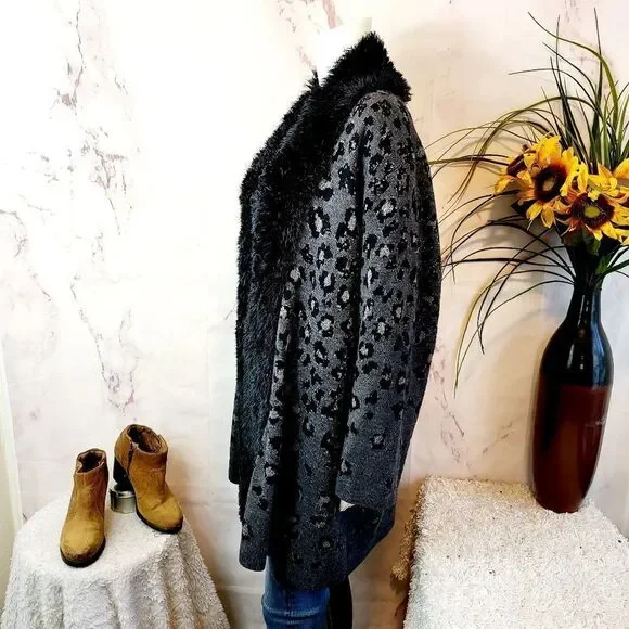 Lauren Michelle Woman beautiful fur trim leopard print - Picture 4 of 6